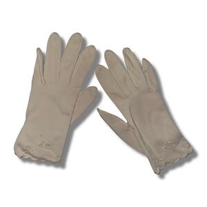 Vtg 50s Cream Embroidered Gloves